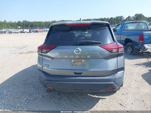 5N1AT3AA0MC829557 Nissan Rogue S Fwd