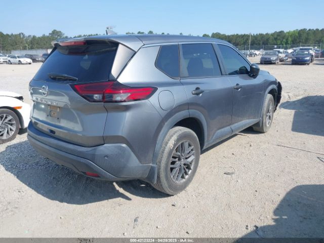 5N1AT3AA0MC829557 Nissan Rogue S Fwd