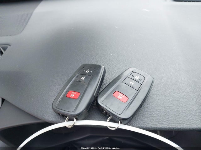 Toyota Rav4 Xle 2021 2T3P1RFV5MC180632 Image 11