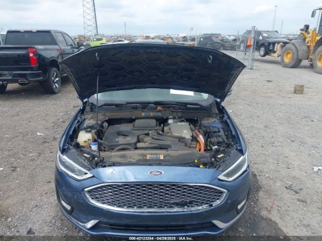 3FA6P0RU9KR222508 Ford Fusion Hybrid Titanium