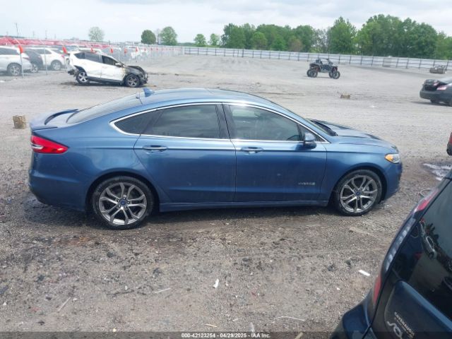 3FA6P0RU9KR222508 Ford Fusion Hybrid Titanium