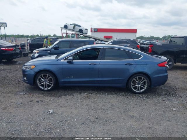 3FA6P0RU9KR222508 Ford Fusion Hybrid Titanium