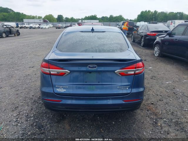 3FA6P0RU9KR222508 Ford Fusion Hybrid Titanium