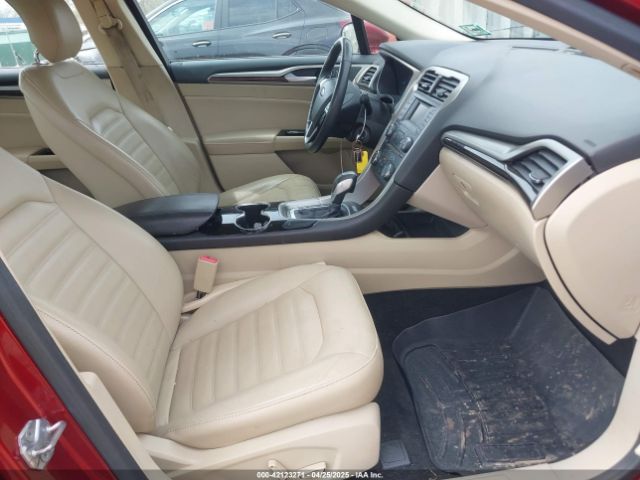 3FA6P0HD7ER321902 Ford FUSION SE