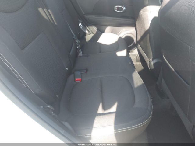 KNDJP3A50G7365212 KIA SOUL +