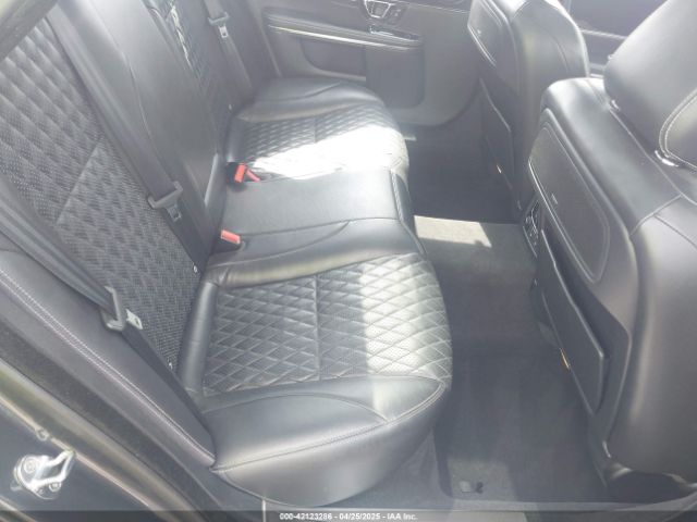 2016 JAGUAR XJ SAJWA2G75G8V92949 Photo 7
