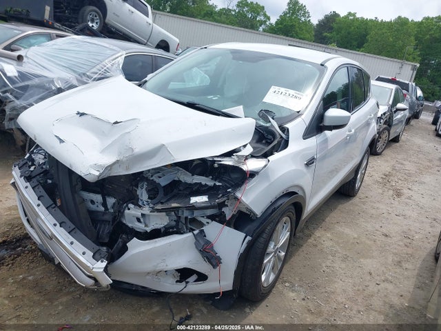 1FMCU0GD0HUD06917 Ford ESCAPE SE