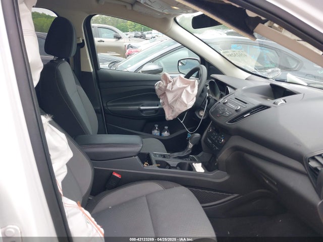 1FMCU0GD0HUD06917 Ford ESCAPE SE