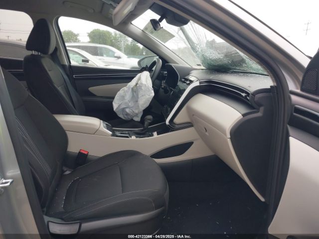 5NMJBCDE8RH305362 Hyundai TUCSON SEL