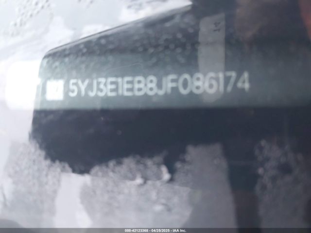5YJ3E1EB8JF086174 Tesla Model 3 Long Range/performance