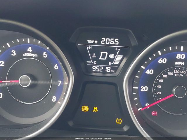 5NPDH4AE8EH479855 Hyundai ELANTRA SE