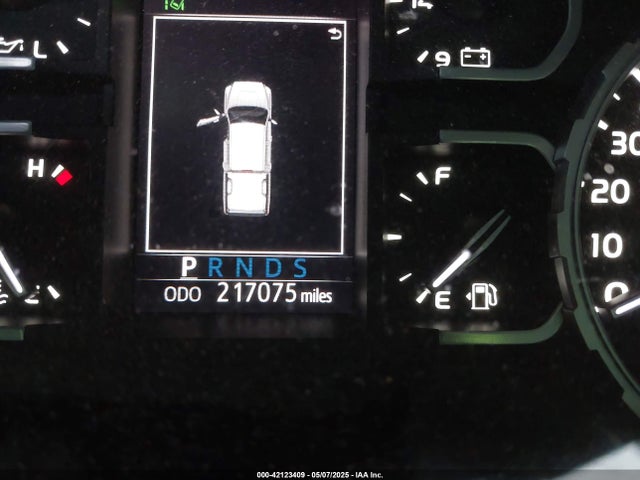 5TFHY5F1XKX797358 Toyota Tundra Limited 5.7l V8