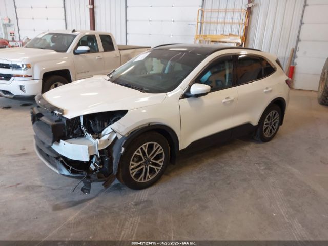 1FMCU9H67MUA33859 Ford ESCAPE SEL