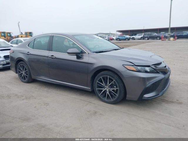 4T1G11AK3RU856900 Toyota CAMRY SE