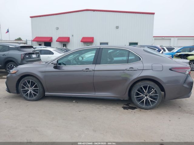4T1G11AK3RU856900 Toyota CAMRY SE