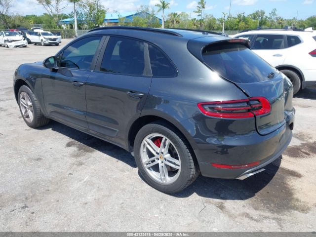 2018 PORSCHE MACAN WP1AA2A53JLB00969 Photo 2