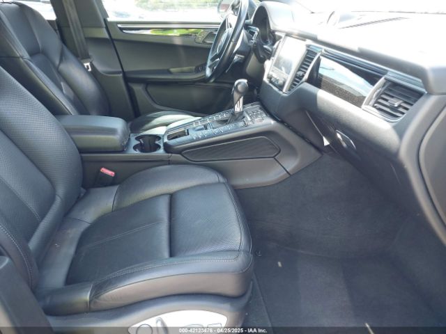 2018 PORSCHE MACAN WP1AA2A53JLB00969 Photo 4