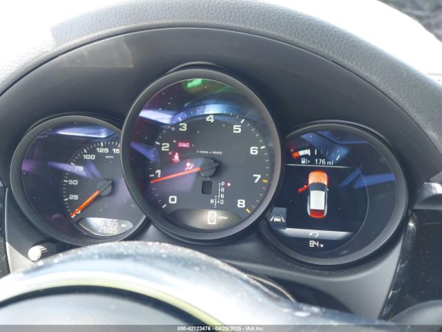 2018 PORSCHE MACAN WP1AA2A53JLB00969 Photo 6