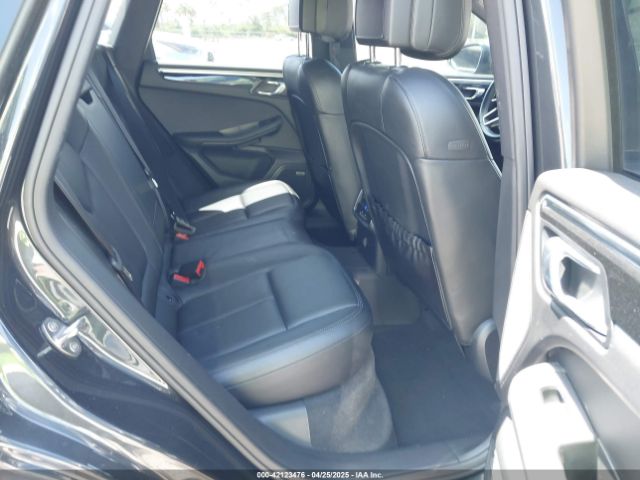 2018 PORSCHE MACAN WP1AA2A53JLB00969 Photo 7
