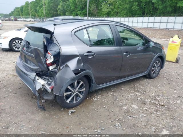 JTDKDTB35J1619162 Toyota Prius C One