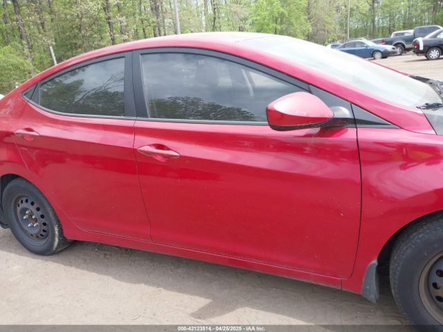 KMHDH4AE5GU517580 Hyundai ELANTRA SE