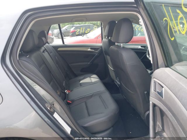 3VW217AU0FM030439 Volkswagen Golf Tsi S 4-door