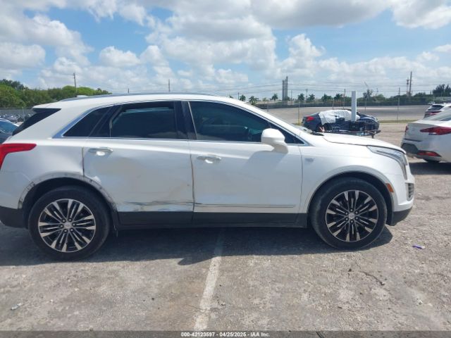 1GYKNCRS5HZ230621 Cadillac Xt5 Premium Luxury