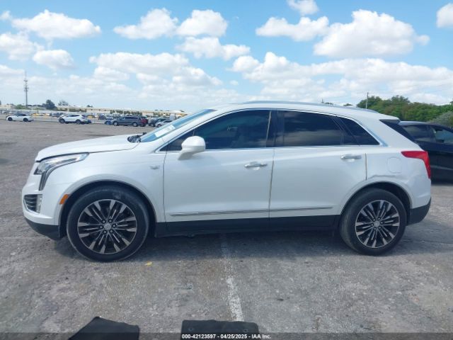1GYKNCRS5HZ230621 Cadillac Xt5 Premium Luxury