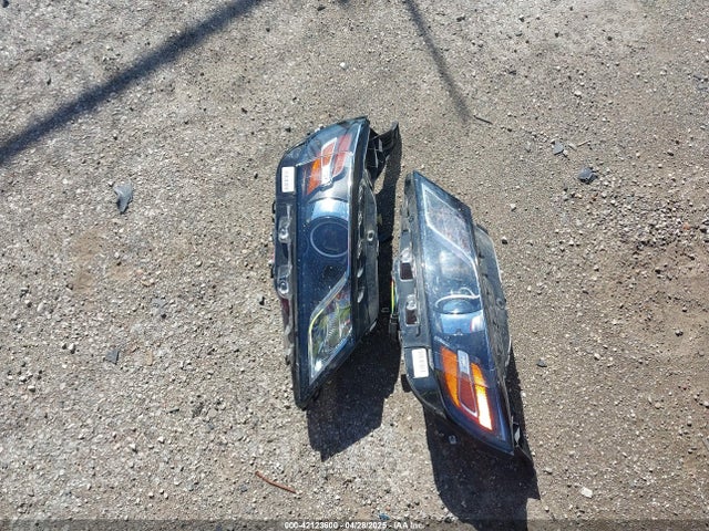 1G11Z5S30LU104766 Chevrolet Impala Fwd Lt