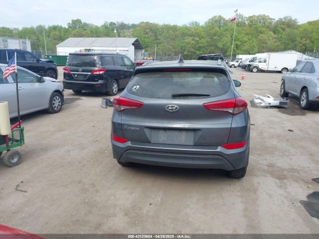 KM8J33A42HU518545 Hyundai Tucson Se Plus