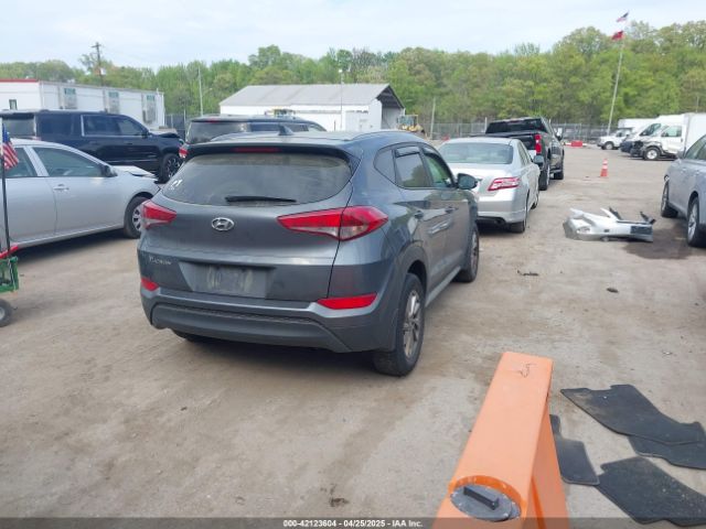 KM8J33A42HU518545 Hyundai Tucson Se Plus