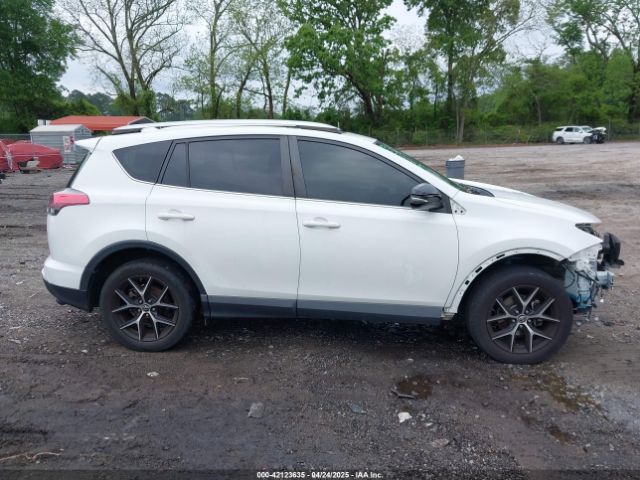 JTMNFREV9GJ084188 Toyota RAV4 SE