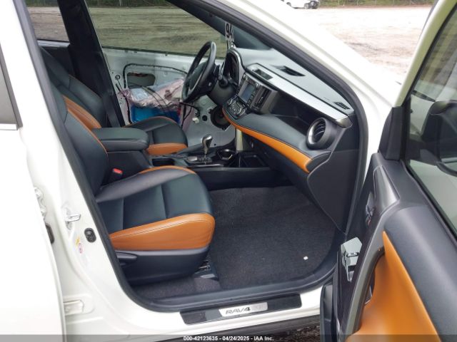 JTMNFREV9GJ084188 Toyota RAV4 SE