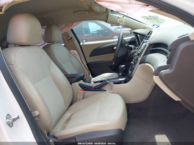 Chevrolet lkw 2015 1G11C5SL1FF192513 Image 5