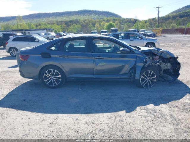 3VWBX7BU9SM017454 Volkswagen Jetta 1.5t Sport