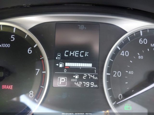 3N1CN8DV9ML921096 Nissan Versa