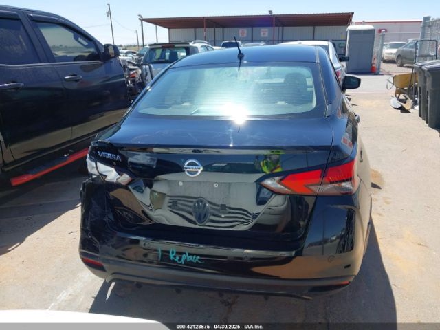 3N1CN8DV9ML921096 Nissan Versa