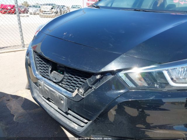 3N1CN8DV9ML921096 Nissan Versa