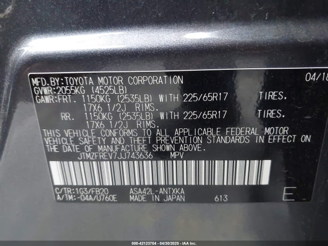 JTMZFREV7JJ743636 Toyota RAV4 LE