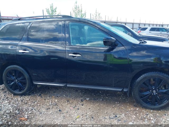 5N1DR2MM2JC655224 Nissan Pathfinder Sl