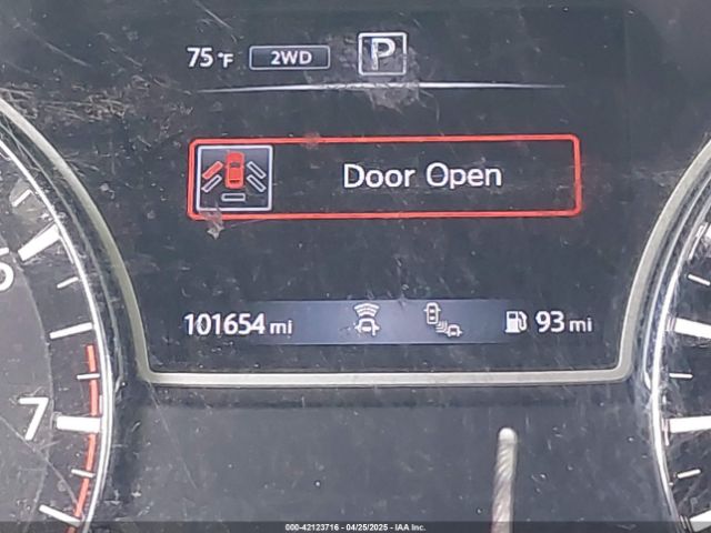 5N1DR2MM2JC655224 Nissan Pathfinder Sl