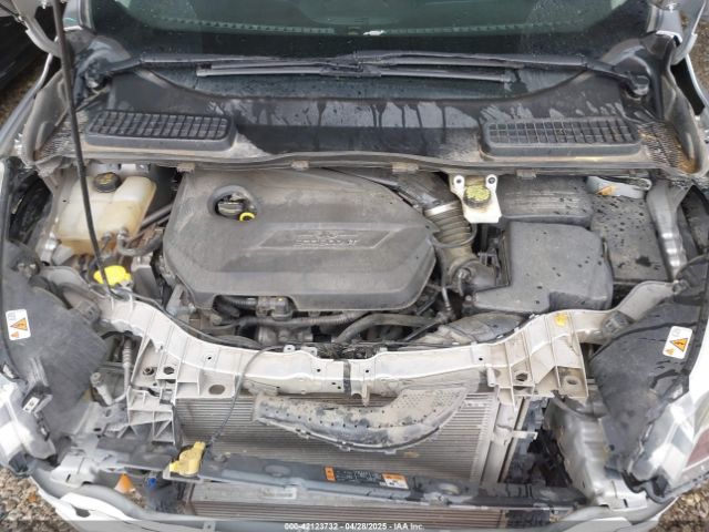 1FMCU0JX3EUE10090 Ford Escape Titanium