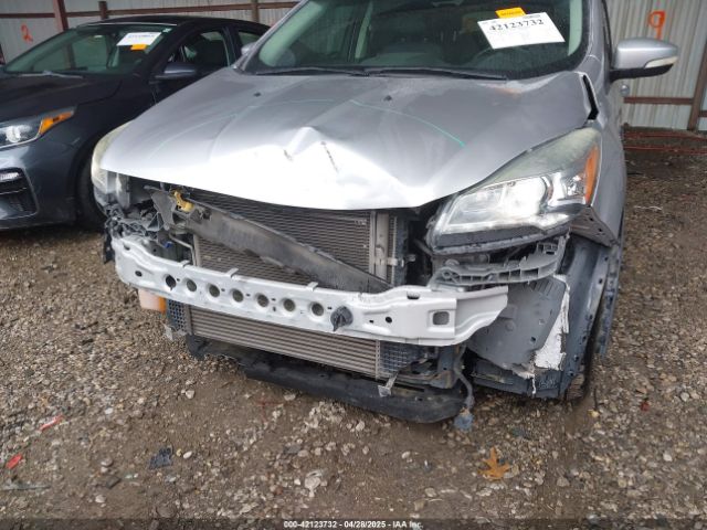 1FMCU0JX3EUE10090 Ford Escape Titanium