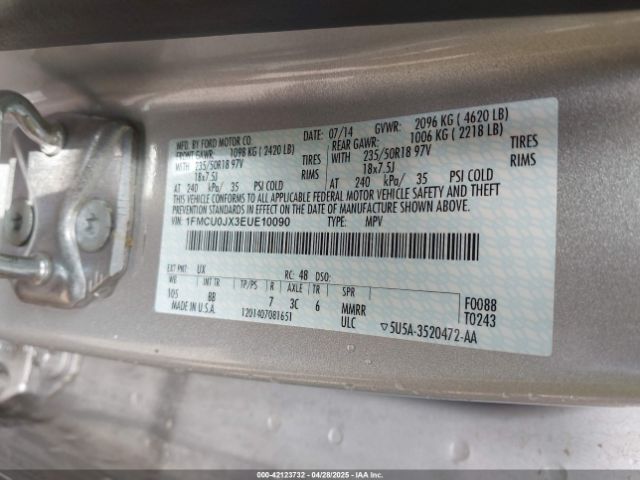 1FMCU0JX3EUE10090 Ford Escape Titanium