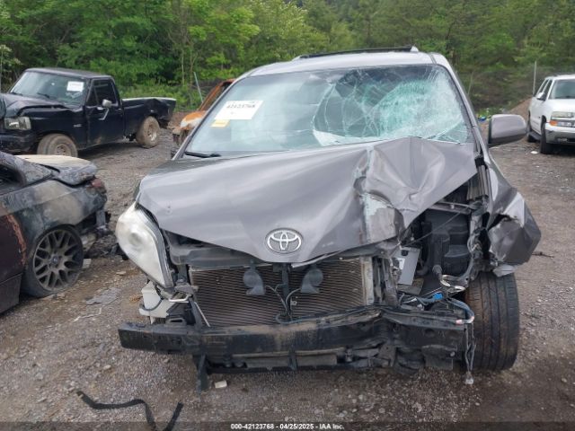 5TDKK3DCXFS533200 Toyota Sienna Le 8 Passenger