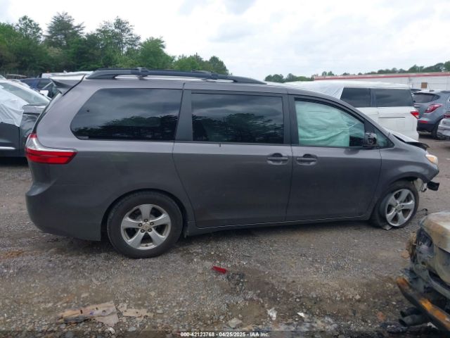 5TDKK3DCXFS533200 Toyota Sienna Le 8 Passenger