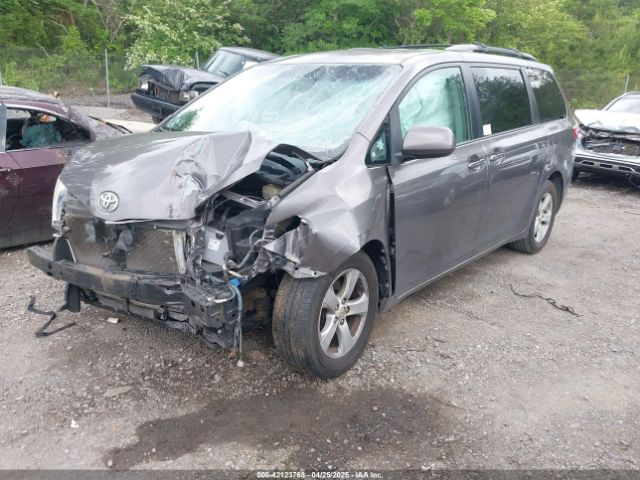 5TDKK3DCXFS533200 Toyota Sienna Le 8 Passenger