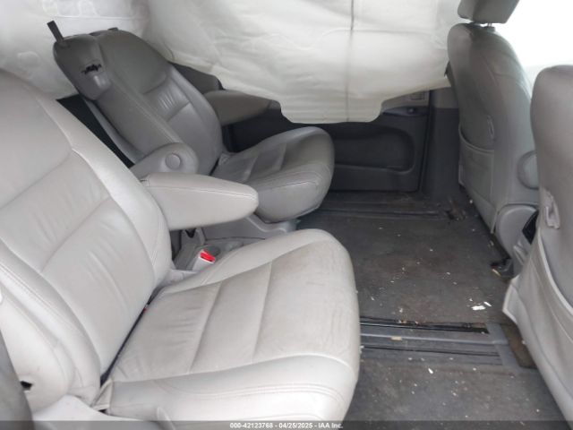 5TDKK3DCXFS533200 Toyota Sienna Le 8 Passenger