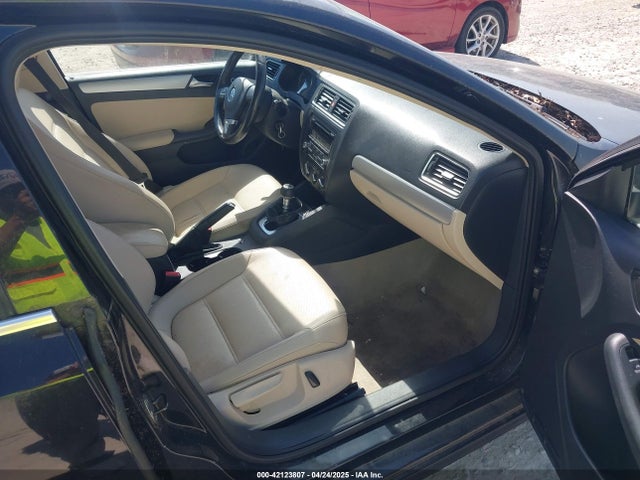 3VWD17AJ6EM285061 Volkswagen Jetta 1.8t Se