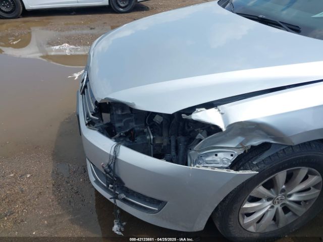 2015 VOLKSWAGEN PASSAT 1VWAT7A38FC035077 Photo 5